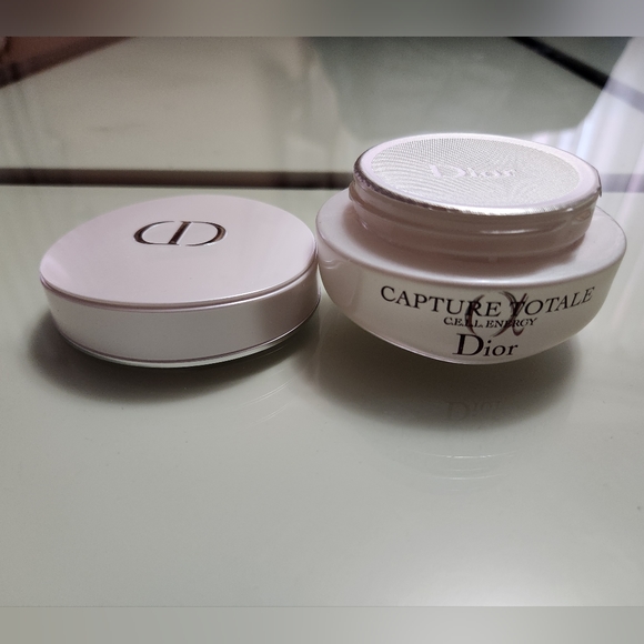 SOLD✨️Dior Capture Totale Cream✨️ - Picture 2 of 4